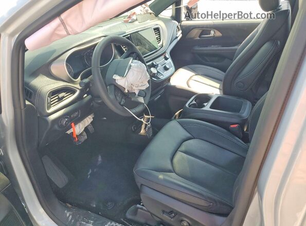 2C4RC3BG5TR219072 2026 CHRYSLER PACIFICA Black წინა სალონის ხედი