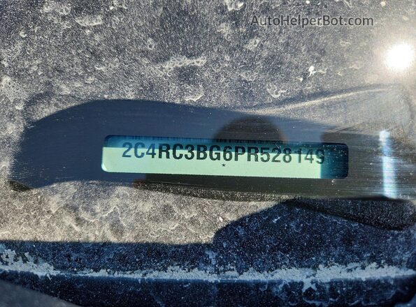 2C4RC3BG6PR528149 2023 CHRYSLER PACIFICA Silver Widok naklejki z numerem VIN