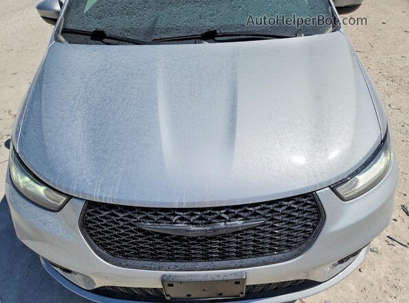 2C4RC3BG6PR528149 2023 CHRYSLER PACIFICA Silver Widok komory silnika