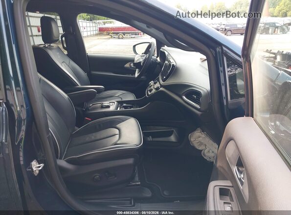 2C4RC3GG4SR592336 2025 CHRYSLER PACIFICA Dark Blue Vista interior delantera