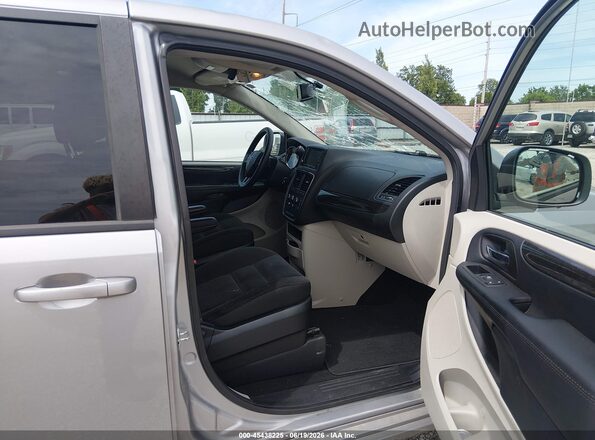 2C4RDGBG2JR262382 2018 DODGE GRAND CARAVAN Silver Սալոնի դիմացի տեսք