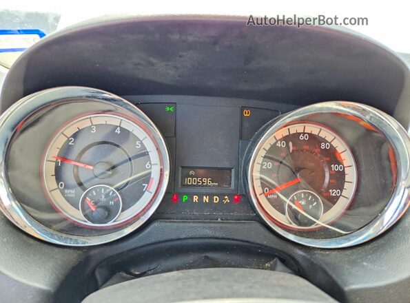 2C4RDGBG8HR758779 2017 DODGE GRAND White ხელსაწყოთა პანელის ხედი