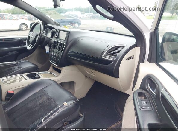 2C4RDGCG0HR800036 2017 DODGE GRAND CARAVAN Белый Вид салона спереди