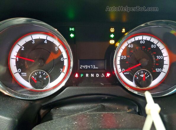 2C4RDGCG1HR786373 2017 DODGE GRAND Maroon ხელსაწყოთა პანელის ხედი