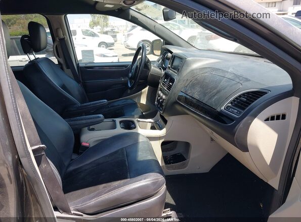 2C4RDGCG1JR208991 2018 DODGE GRAND CARAVAN Gray Вид салону спереду