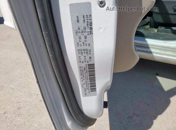 2C4RDGCG1KR724379 2019 DODGE GRAND White სალონის 360-გრადუსიანი ხედი