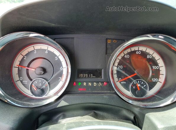 2C4RDGCG2HR848167 2017 DODGE GRAND Gray ხელსაწყოთა პანელის ხედი
