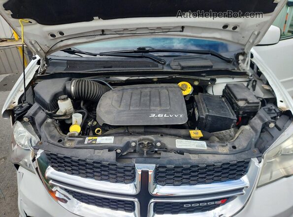 2C4RDGCG2HR864854 2017 DODGE GRAND White Widok komory silnika