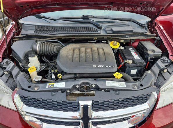 2C4RDGCG2JR159672 2018 DODGE GRAND Burgundy Vista del compartimento del motor