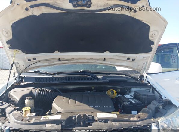 2C4RDGCG3HR574123 2017 DODGE GRAND CARAVAN White Вид ззаду