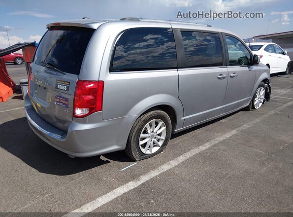 2C4RDGCG3JR136174 2018 DODGE GRAND CARAVAN Silver Tył prawy