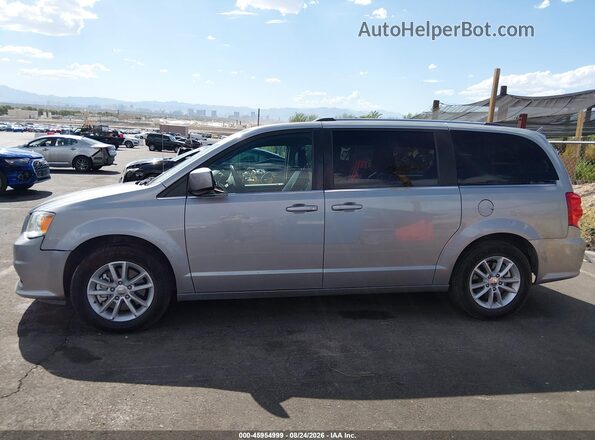 2C4RDGCG3JR136174 2018 DODGE GRAND CARAVAN Silver Widok wnętrza 360 stopni