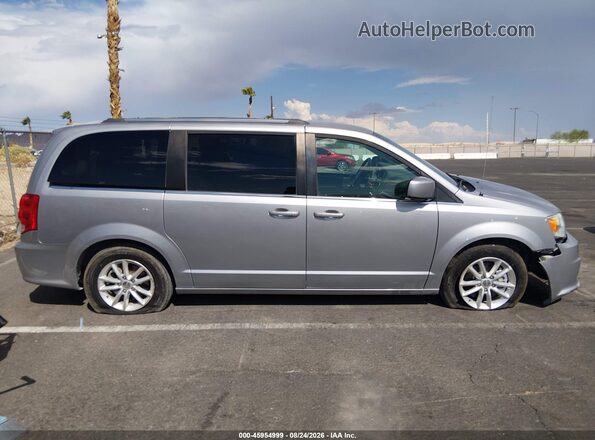 2C4RDGCG3JR136174 2018 DODGE GRAND CARAVAN Silver Widok wnętrza z tyłu