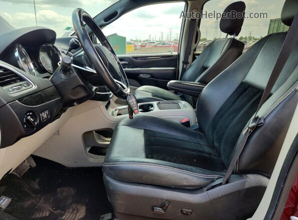 2C4RDGCG4HR649704 2017 DODGE GRAND Maroon Front interior view