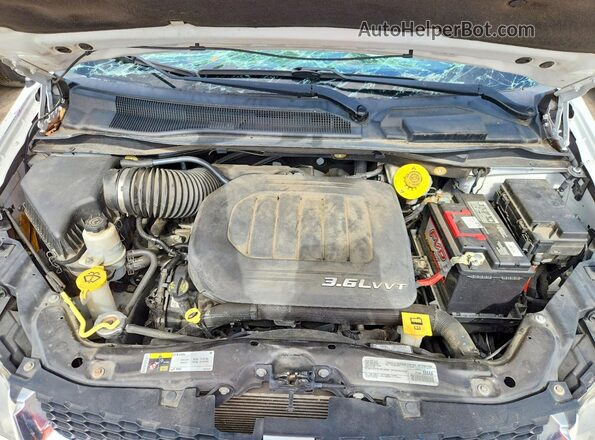 2C4RDGCG4HR666261 2017 DODGE GRAND White Engine compartment view