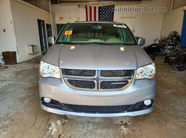 2C4RDGCG5HR801764 2017 DODGE GRAND Silver წინა ხედი