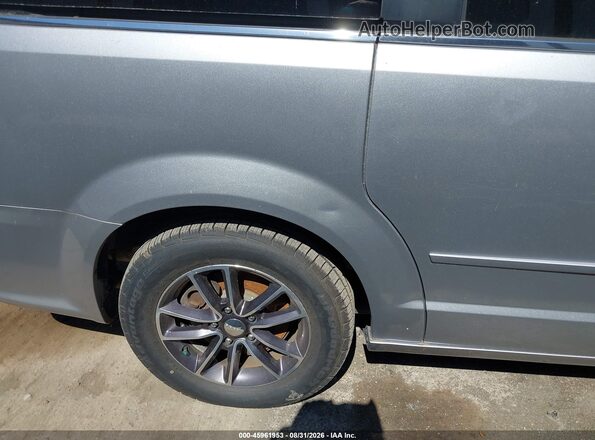 2C4RDGCG5HR852083 2017 DODGE GRAND CARAVAN Silver Դիմացի տեսք