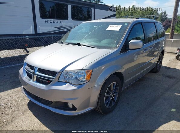 2C4RDGCG5HR852083 2017 DODGE GRAND CARAVAN Silver Առջևի ձախ երեք քառորդ տեսարան