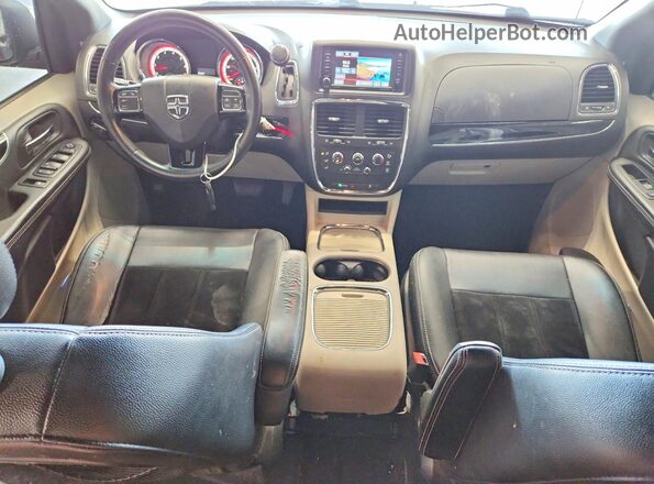 2C4RDGCG5HR859955 2017 DODGE GRAND Maroon Widok deski rozdzielczej