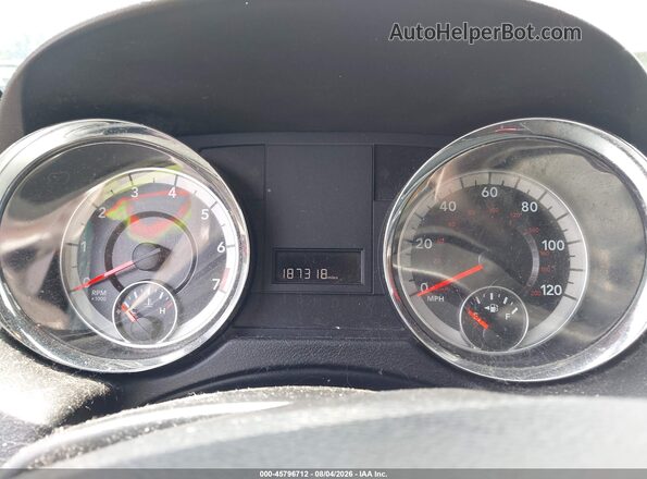 2C4RDGCG5JR265825 2018 DODGE GRAND CARAVAN Maroon Vista de los asientos traseros