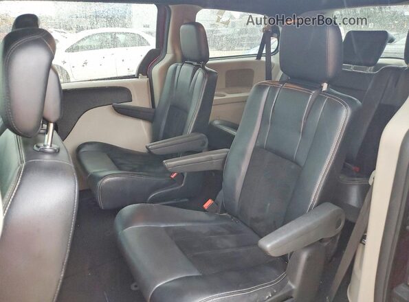 2C4RDGCG6JR249276 2018 DODGE GRAND Бордовый Вид задней части салона