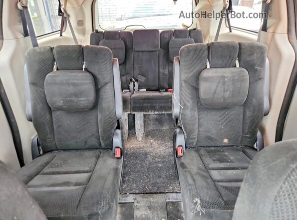 2C4RDGCG7GR131309 2016 DODGE GRAND Серебряный Вид задних сидений