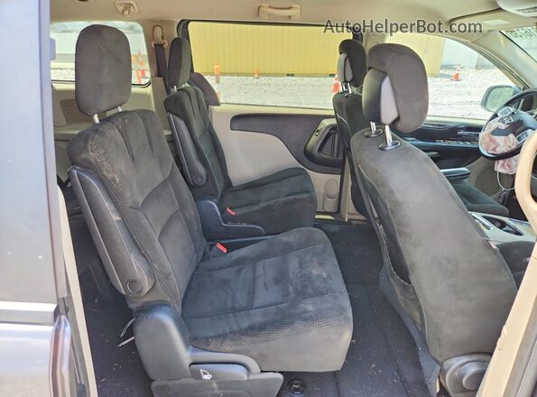 2C4RDGCG7GR338525 2016 DODGE GRAND Gray Rear interior view