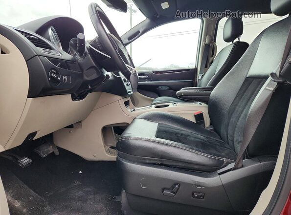 2C4RDGCG7HR807159 2017 DODGE GRAND Burgundy Front interior view