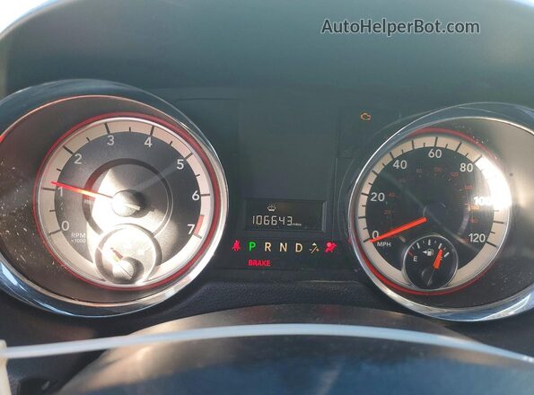 2C4RDGCG7JR215993 2018 DODGE GRAND White ხელსაწყოთა პანელის ხედი