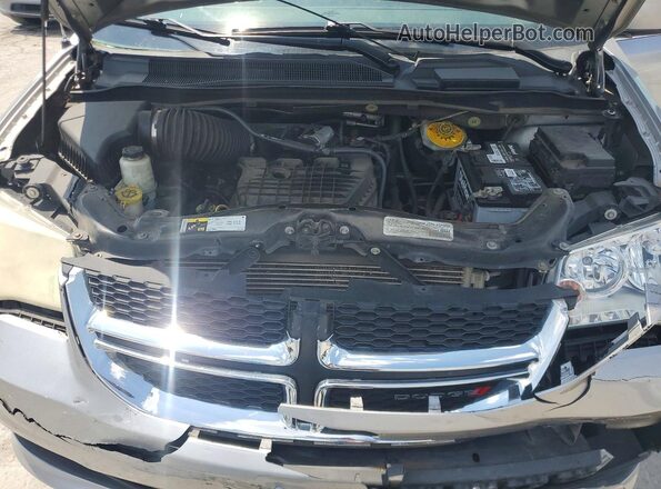 2C4RDGCG8HR847993 2017 DODGE GRAND Silver Widok wnętrza z tyłu