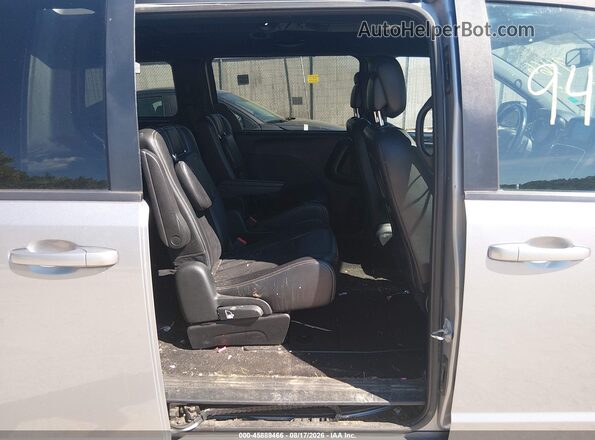 2C4RDGCG8JR162320 2018 DODGE GRAND CARAVAN Silver Vista de la etiqueta del VIN