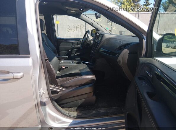 2C4RDGCG8JR162320 2018 DODGE GRAND CARAVAN Silver Vista interior delantera