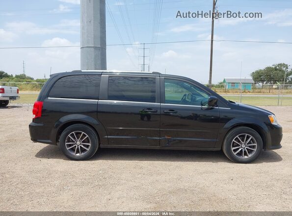 2C4RDGCG9HR692418 2017 DODGE GRAND CARAVAN Black Вид задньої частини салону