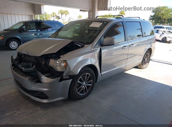 2C4RDGCG9HR845301 2017 DODGE GRAND CARAVAN Silver წინა მარცხენა ხედი სამი მეოთხედიდან