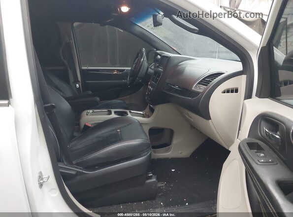 2C4RDGCGXHR818396 2017 DODGE GRAND CARAVAN White Widok wnętrza z przodu