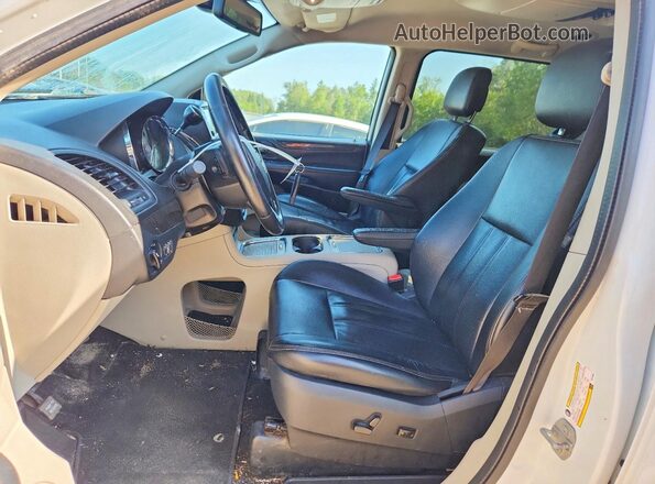 2C4RDGDG2KR749886 2019 DODGE GRAND Белый Вид салона спереди