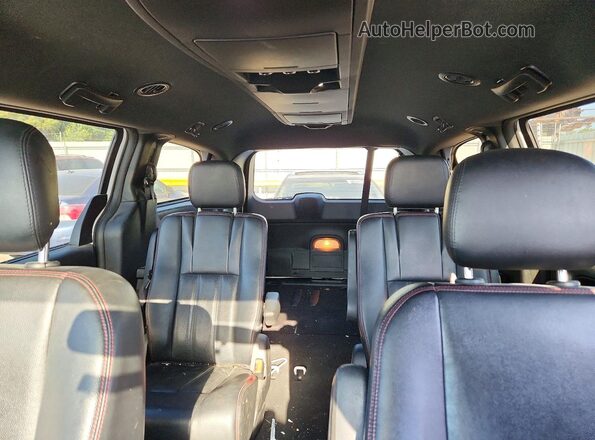 2C4RDGEG3GR224972 2016 DODGE GRAND White Rear seats view