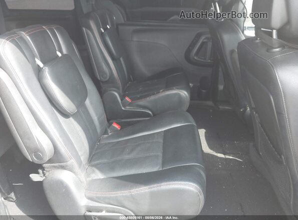 2C4RDGEG8HR674313 2017 DODGE GRAND CARAVAN Черный Вид наклейки с VIN-кодом