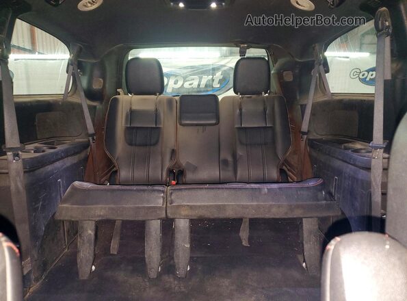 2C4RDGEG8JR179860 2018 DODGE GRAND White Vista de los asientos traseros