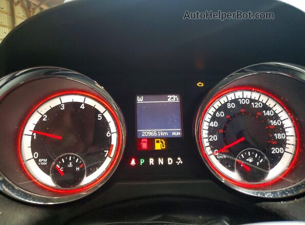 2C4RDGEGXKR654443 2019 DODGE GRAND Silver ხელსაწყოთა პანელის ხედი
