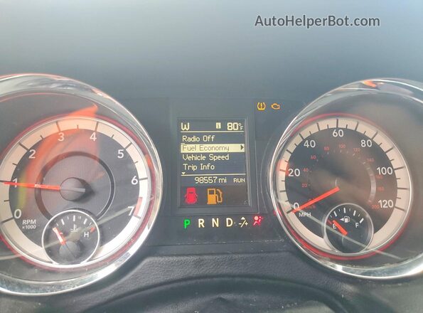 2C7WDGCG0HR767965 2017 DODGE GRAND White Instrument cluster view