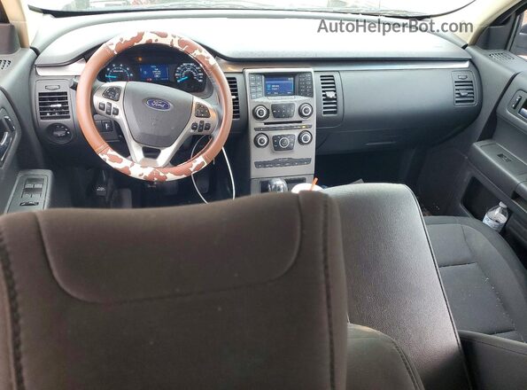 2FMGK5B88JBA10814 2018 FORD FLEX Gray Widok deski rozdzielczej