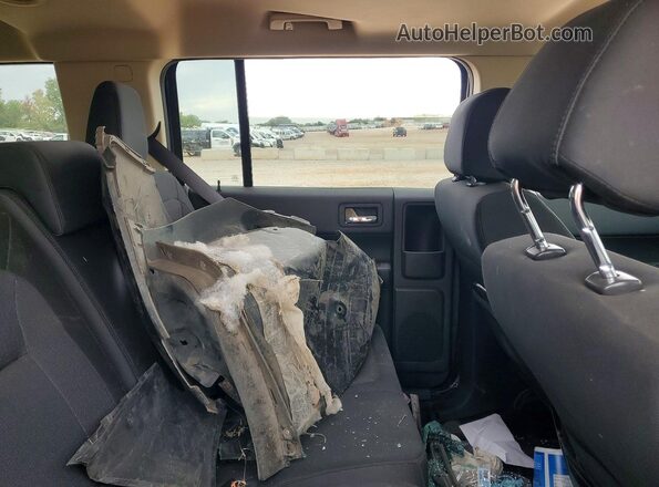 2FMGK5B88JBA10814 2018 FORD FLEX Gray Widok wnętrza z tyłu