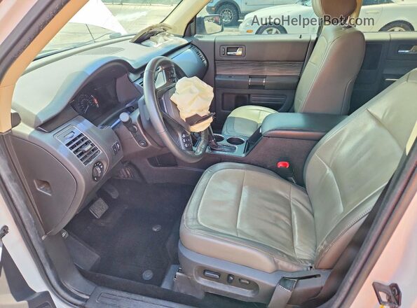 2FMGK5C85KBA34424 2019 FORD FLEX White Вид салону спереду