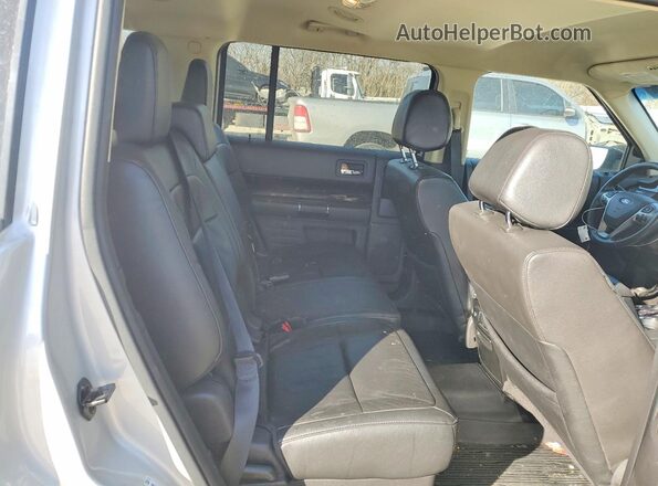 2FMGK5C86KBA11590 2019 FORD FLEX Silver Вид задньої частини салону