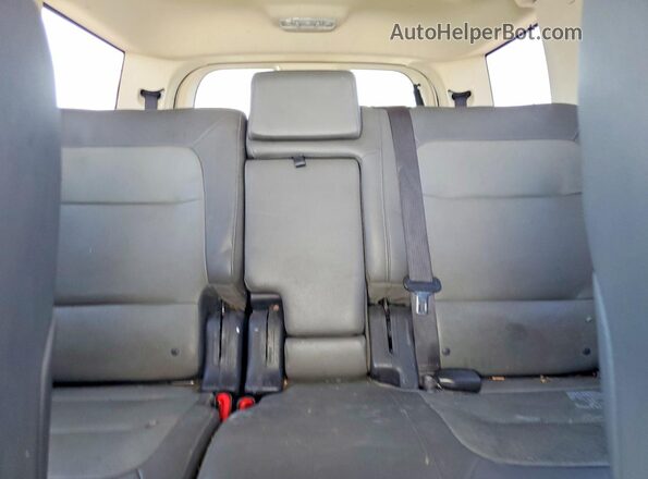 2FMGK5C89GBA09128 2016 FORD FLEX White Rear seats view