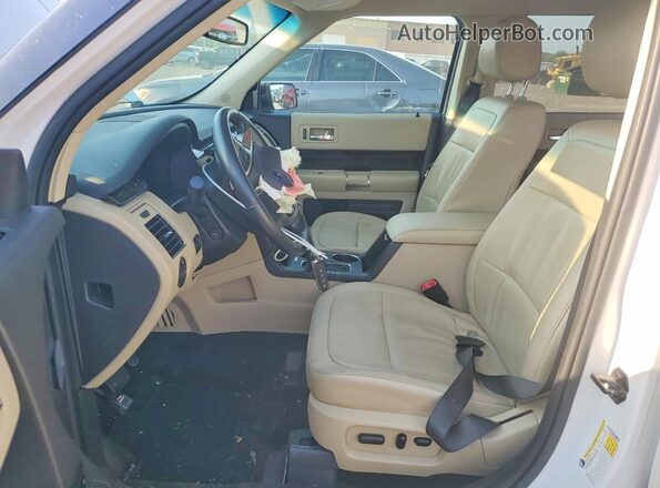 2FMGK5C8XJBA08318 2018 FORD FLEX Белый Вид салона спереди