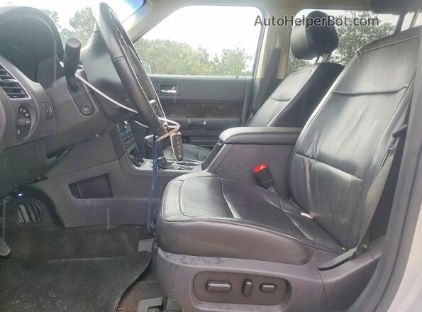 2FMGK5D85HBA00832 2017 FORD FLEX Серебряный Вид салона спереди