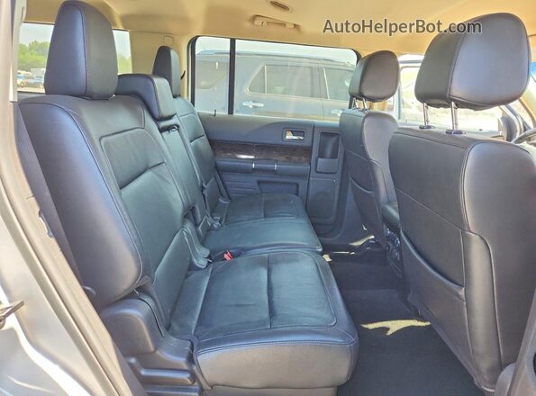 2FMHK6D83KBA06193 2019 FORD FLEX Silver Widok wnętrza z tyłu