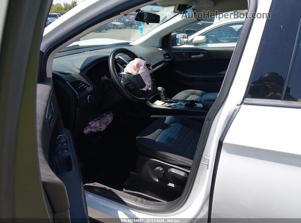 2FMPK3G91JBB73262 2018 FORD EDGE White Widok wnętrza 360 stopni